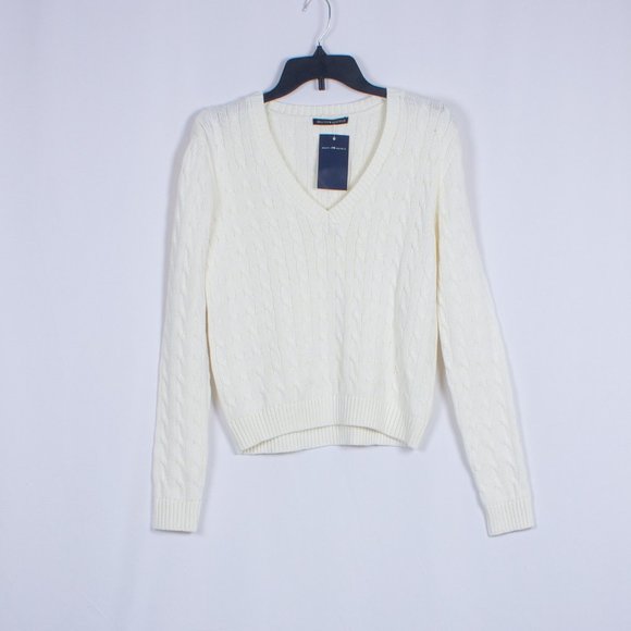 Brandy Melville Sweaters - NWT BRANDY MELVILLE Cable Knit Sweater Size OS